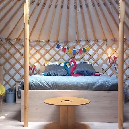 Yourte Independante En Pleine Nature, Proche D'ajaccio * Carbuccia