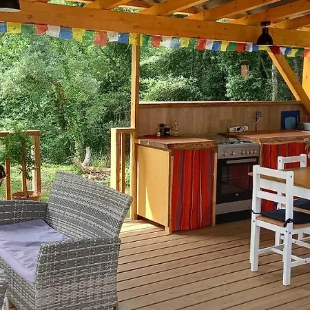 Yourte Independante En Pleine Nature, Proche D'ajaccio *