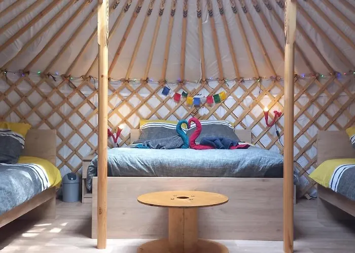 Yourte Independante En Pleine Nature, Proche D'ajaccio * Carbuccia