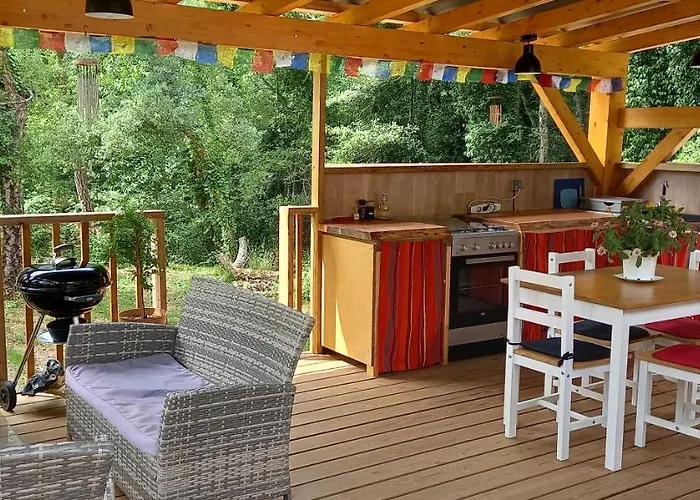 Yourte Independante En Pleine Nature, Proche D'ajaccio *